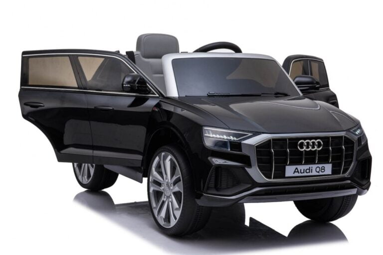Audi Q8 Licencirani Auto Na Akumulator Crni 7.jpg