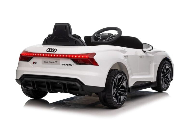 Audi E Tron Gt Glacier White Auto Na Akumulator 3.jpg