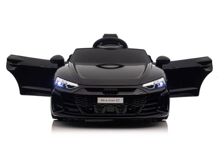 Audi E Tron Gt Mythos Black Auto Na Akumulator 2.jpg