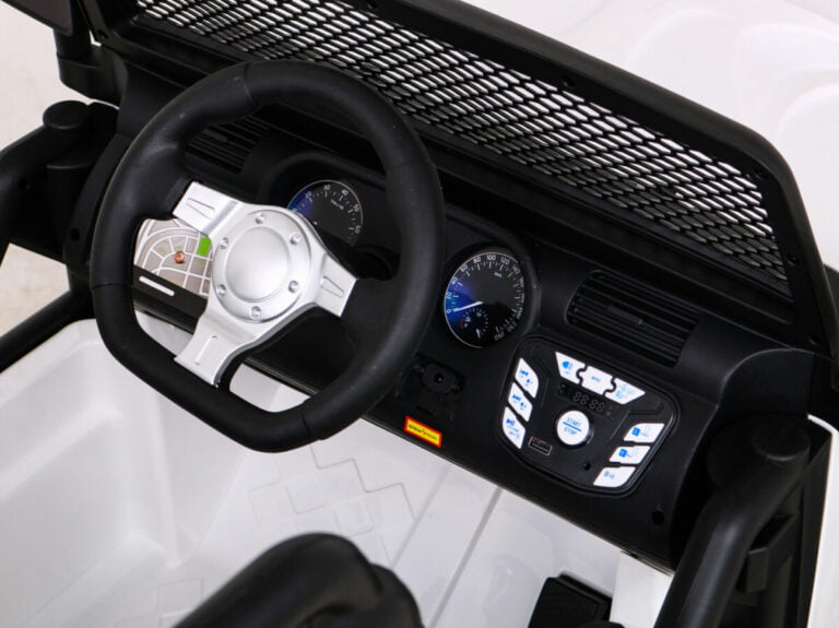 Jeep Detroit 24v Pearl White 6.jpg