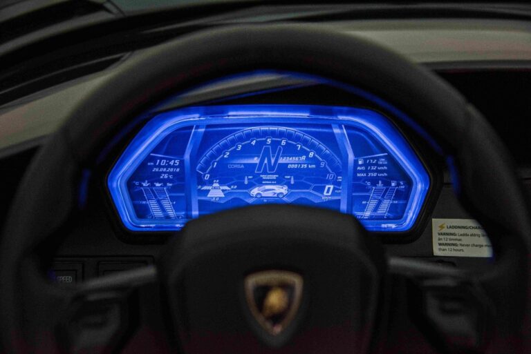 Lamborghini Aventador Drifter 24v Pearl White Licencirani Auto Na Akumulator 6.jpg