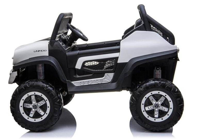 Mercedes Unimog Polar White Auto Na Akumulator 3.jpg