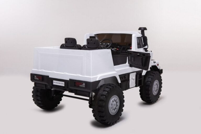 Pojazd Mercedes Benz Zetros Bialy 34434 12001.jpg