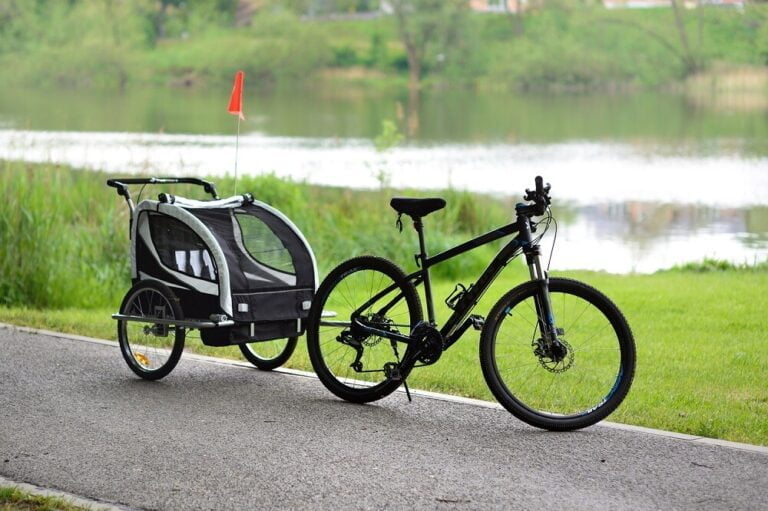 Prikolica Za Bicikl Za Djecu Jogger Black 1.jpg