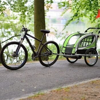 Prikolica Za Bicikl Za Djecu Jogger Green 1.jpg