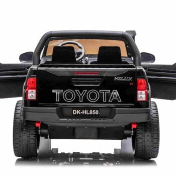 Toyota Hilux Crna Auto Na Akumulator 5.jpg