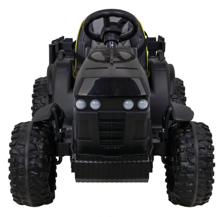 Traktor Titanium Z Przyczepa Czarny 47392 1200.jpg