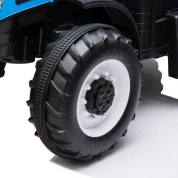 Traktor Na Akumulator New Holland 6.jpg