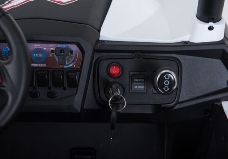 Pol Pl Auto Na Akumulator Jeep Xmx Czerwony 2365 31.jpg