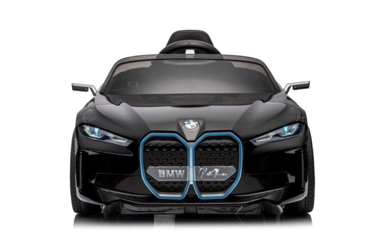 Auto Na Akumulator Bmw I4 Crni Limited 1.jpg